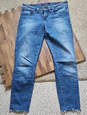 Guess  Women Britney Faded Blue Skinny Jeans